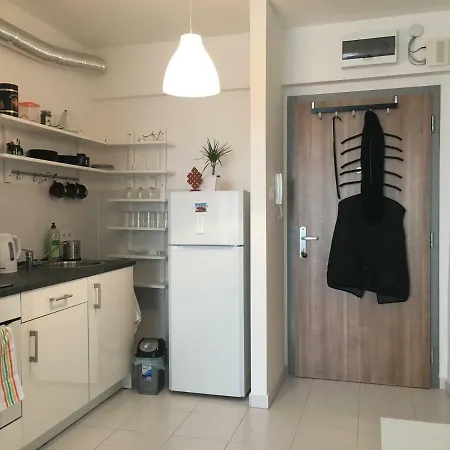 Apartment Young At Heart